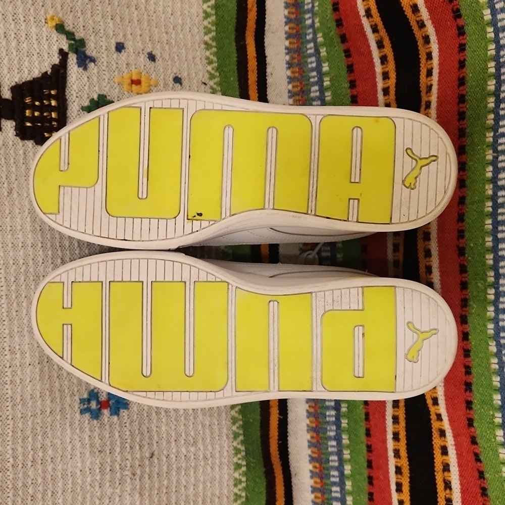 Women’s Puma Skye Tape 9.5 White Sneaker with Neon Yellow accents. - Picture 8 of 10